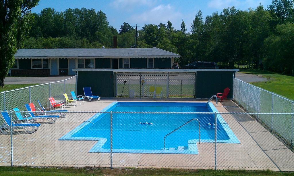 Middleton Motel & Suites Esterno foto